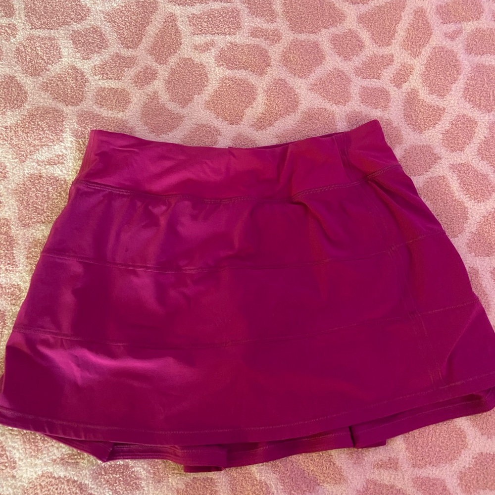 Lulu lemon ripened raspberry tennis skirt